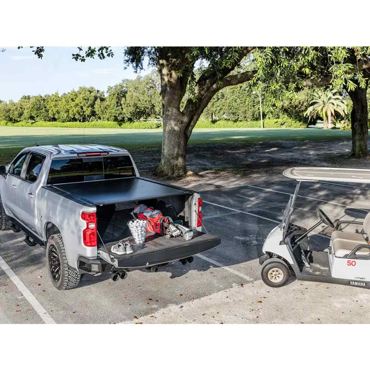 RetraxPRO MX Toyota Tacoma (2022+) CrewMax Manual Retractable Tonneau Cover - RTX-80861